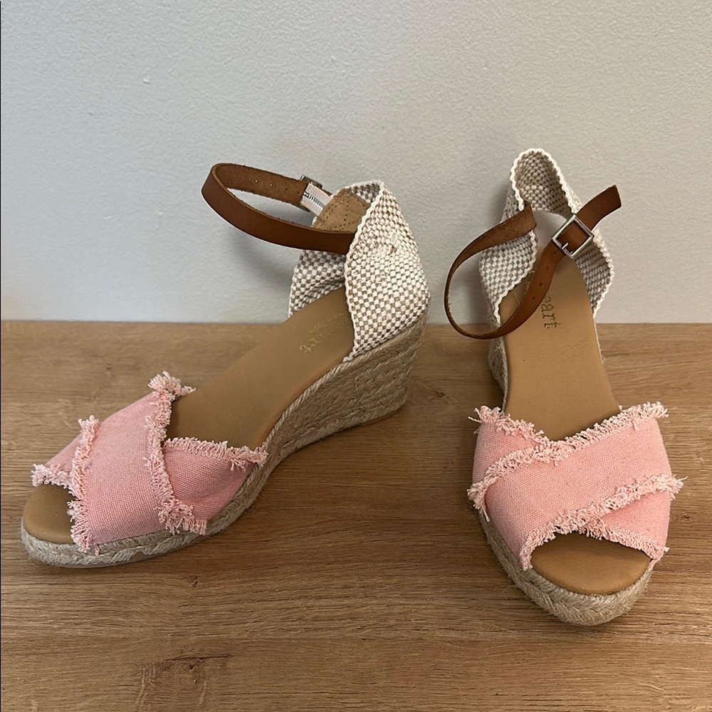 LIKE NEW Paseart Pink Wedge Sandals with Ankle Strap Canvas Leather Espadrille
